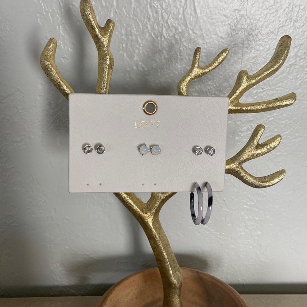 Loft earring set
